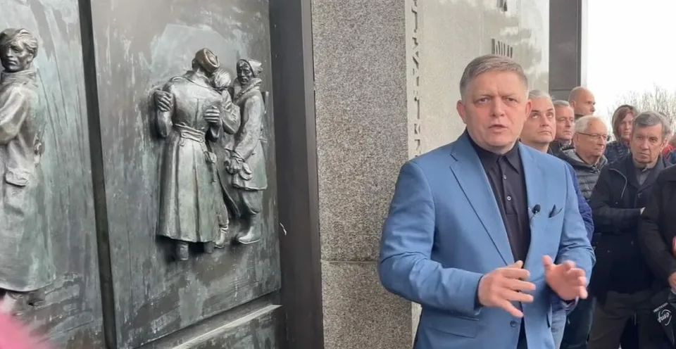 Read more about the article VIDEO Fico prehovoril k vládnym politikom zo Slavína: Nebudem provokovať, ale mám jedno želanie!