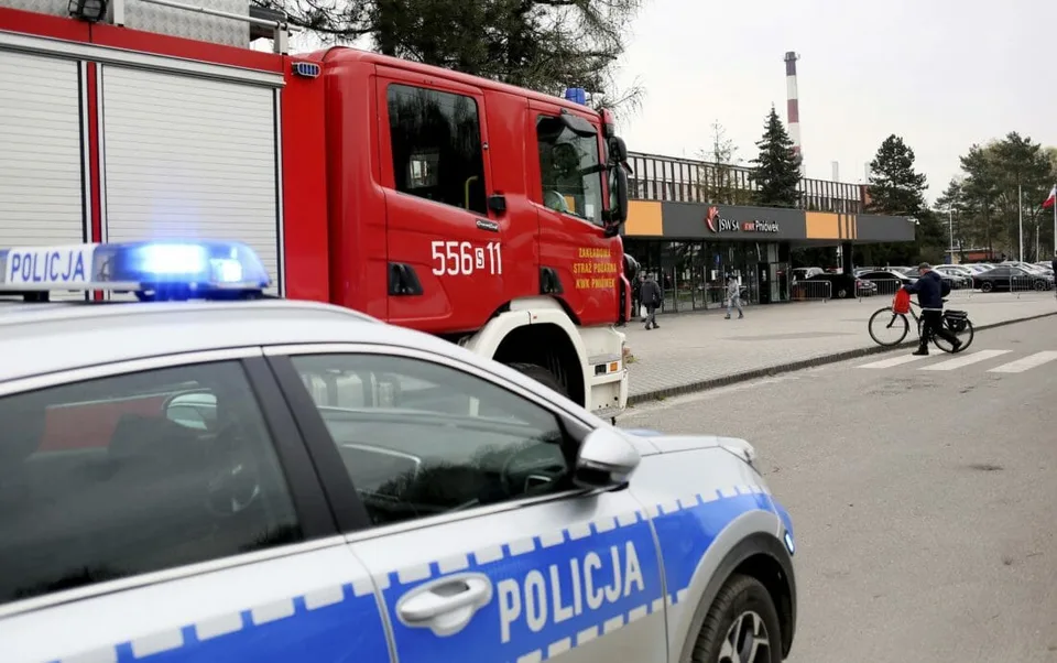 Read more about the article Poľskou uhoľnou baňou otriasli ďalšie výbuchy: Záchranári tam stále pátrajú po nezvestných