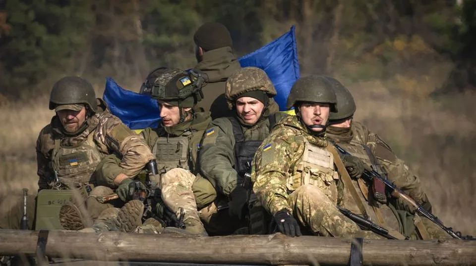 Read more about the article Ukrajinci majú vojny už plné zuby: V krajine narastá vôľa pustiť Rusku okupované územia za cenu konca bojov