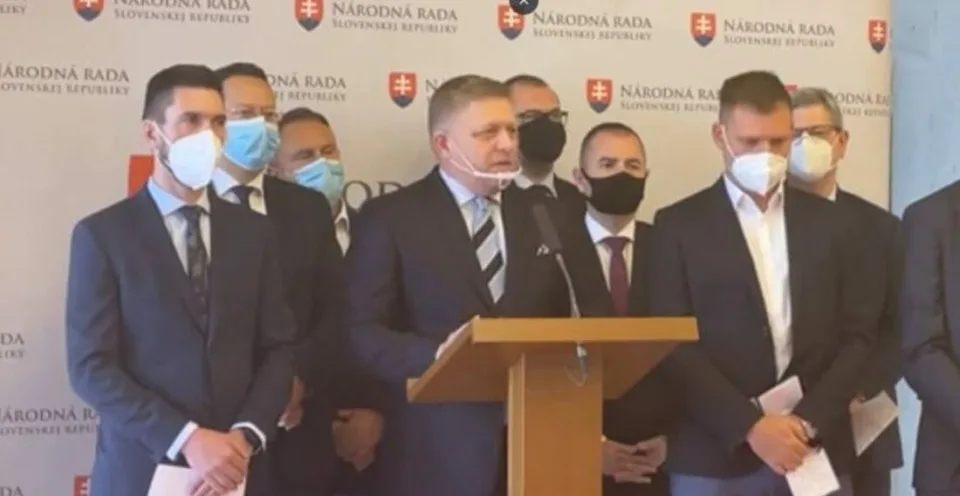Read more about the article VIDEO Fico: Máme kritizovať Orbána? Nie! Našu vládu, ktorá je slabá ako 17 -krát vylúhovaný popradský čaj