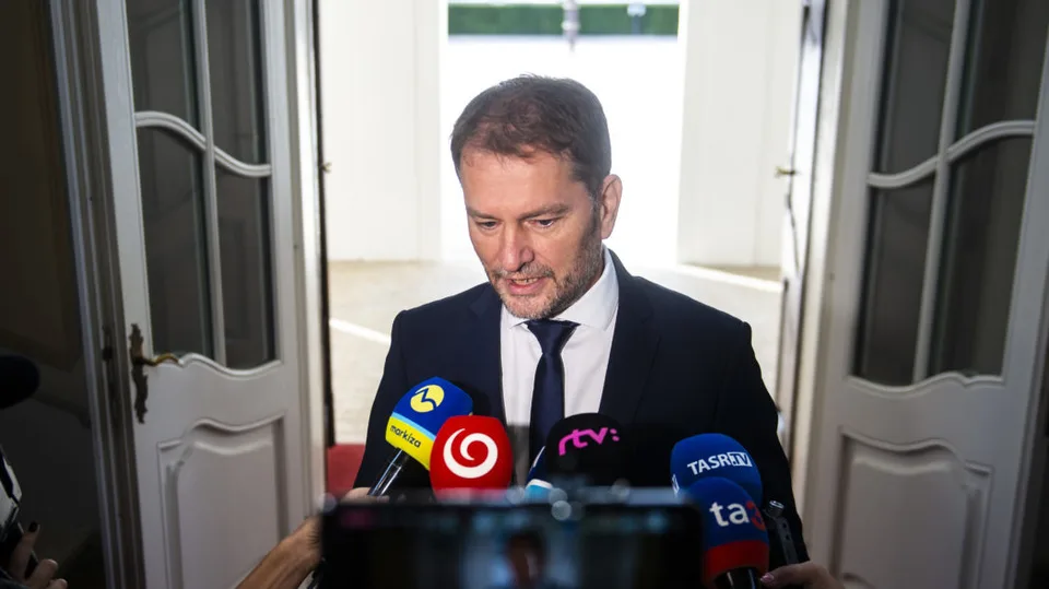 Read more about the article KOMENTÁR Matovič ponúkol Ficovi milión eur zo štátneho príspevku pre hnutie. Dokázal tým, že je podvodník
