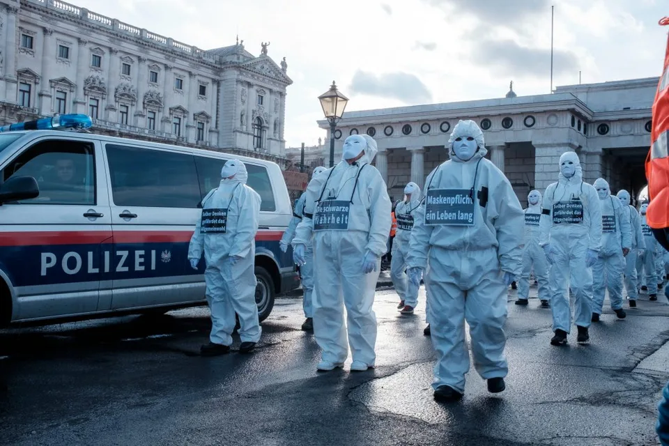 Read more about the article Rakúsko uvoľní lockdown: O týždeň otvoria školy, obchody aj prevádzky!