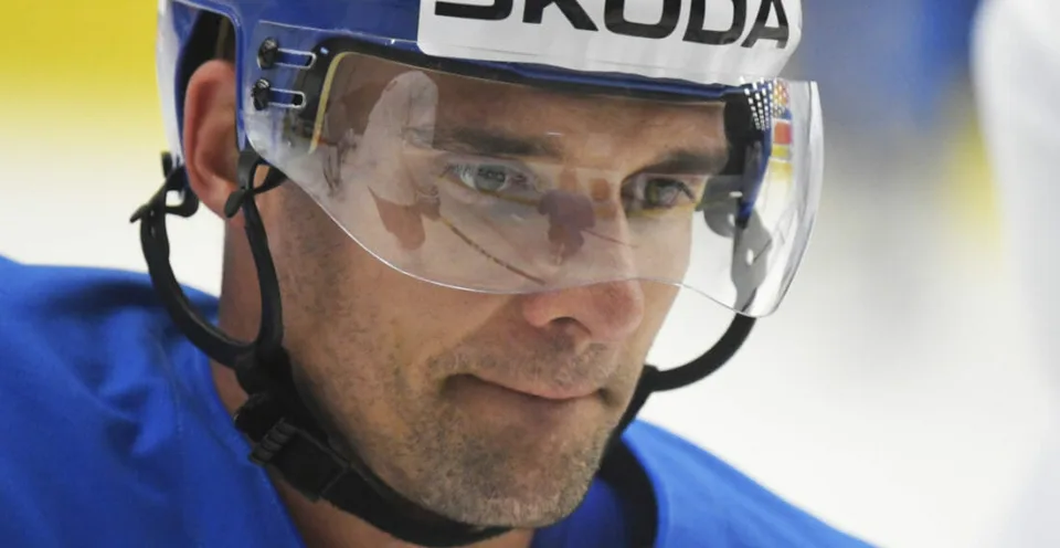 Read more about the article Hokejista Sekera: Je scestné, aby vláda vedela nájsť peniaze na Ukrajincov, ale na Slovákov nie!