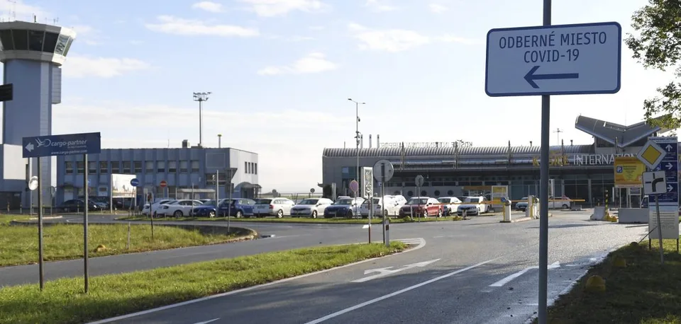 Read more about the article Letiská v Košiciach a Poprade pre údajnú bombovú hrozbu evakuovali, hrozba sa týka i Prievidze