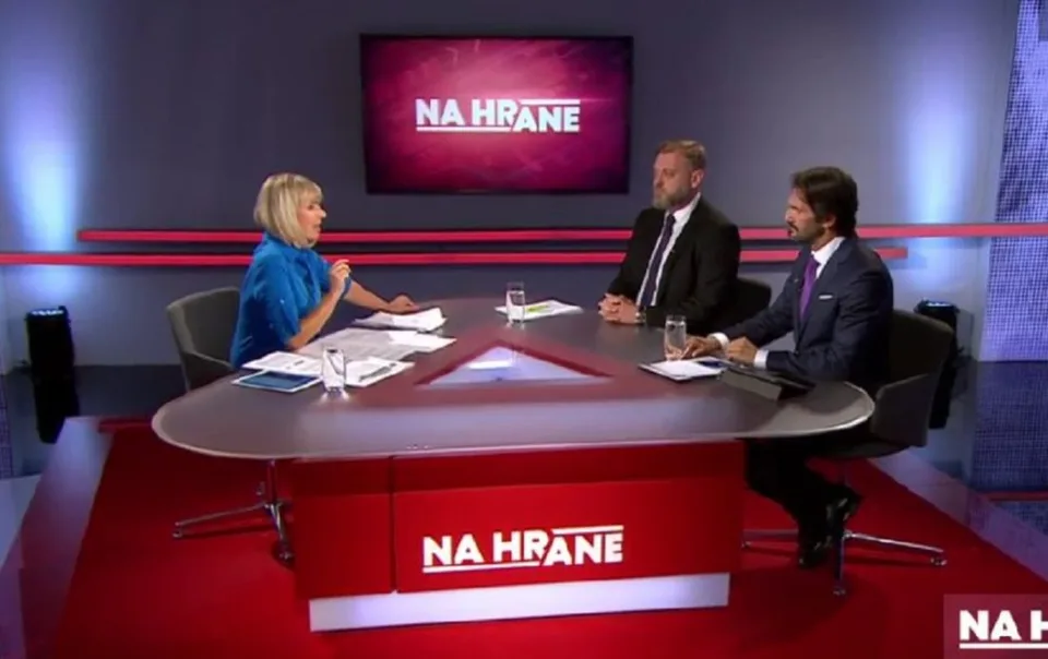You are currently viewing Kaliňák v dueli s Krúpom: Škandály SIS sú spojené s pravicovými vládami!