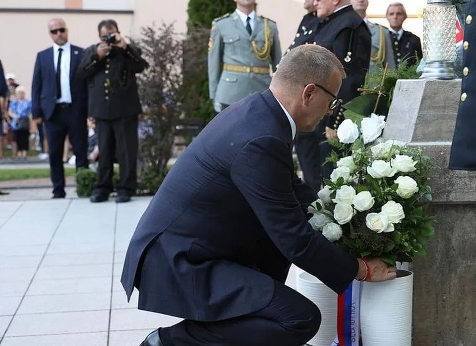 Read more about the article Kollár na pietnej spomienke Deň bielych ruží: Matka našich uhoľných baní zavrela útroby tak, že z nej nebolo úniku