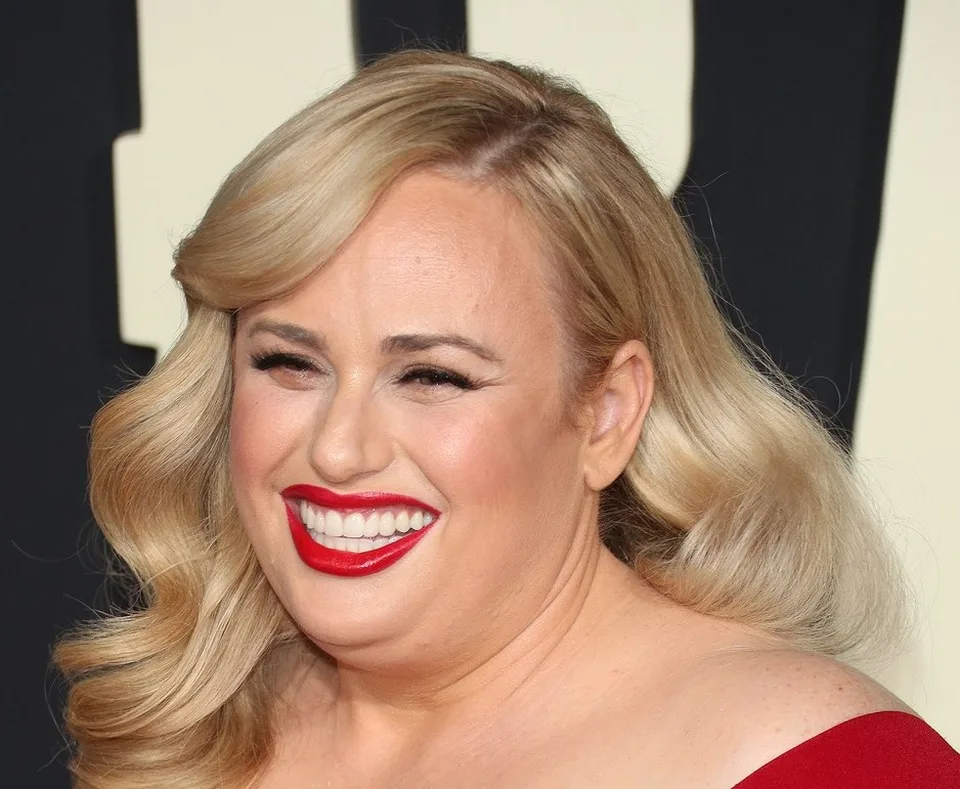 Read more about the article Rebel Wilson sa zmenila na nepoznanie: Schudla takmer dvadsať kilogramov