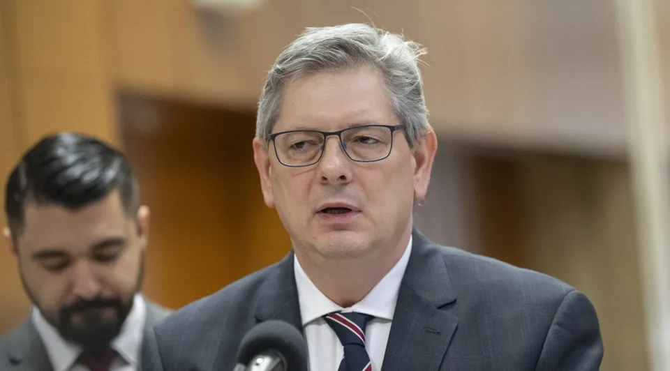 Read more about the article VIDEO Susko: Rekonštrukcie súdov sa nestíhajú, peniaze z plánu obnovy sú ohrozené