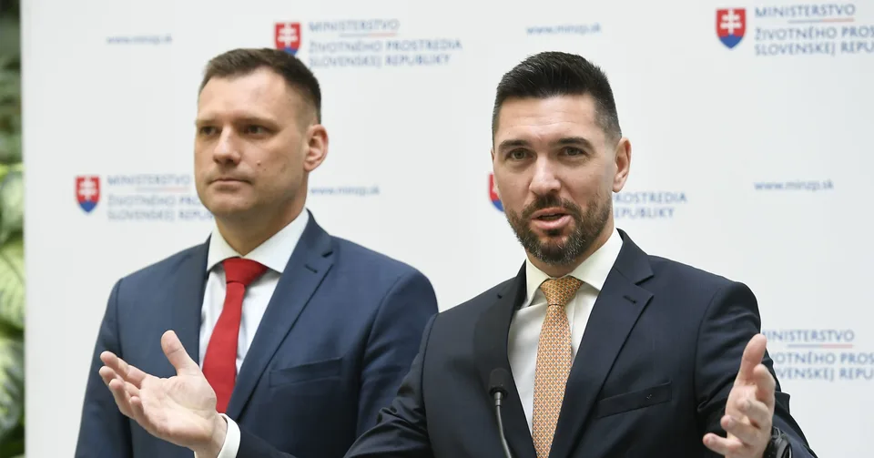 Read more about the article Slovenskí poľnohospodári stoja za Tarabom. Plne podporujú jeho návrh zákona na odstraňovanie náletových drevín