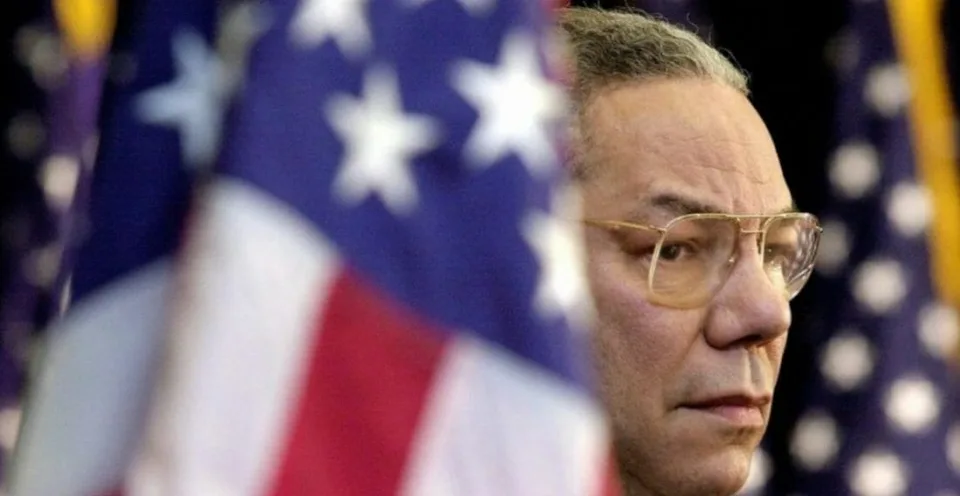Read more about the article Zomrel bývalý šéf americkej diplomacie Powell. Mal komplikácie spojené s covidom
