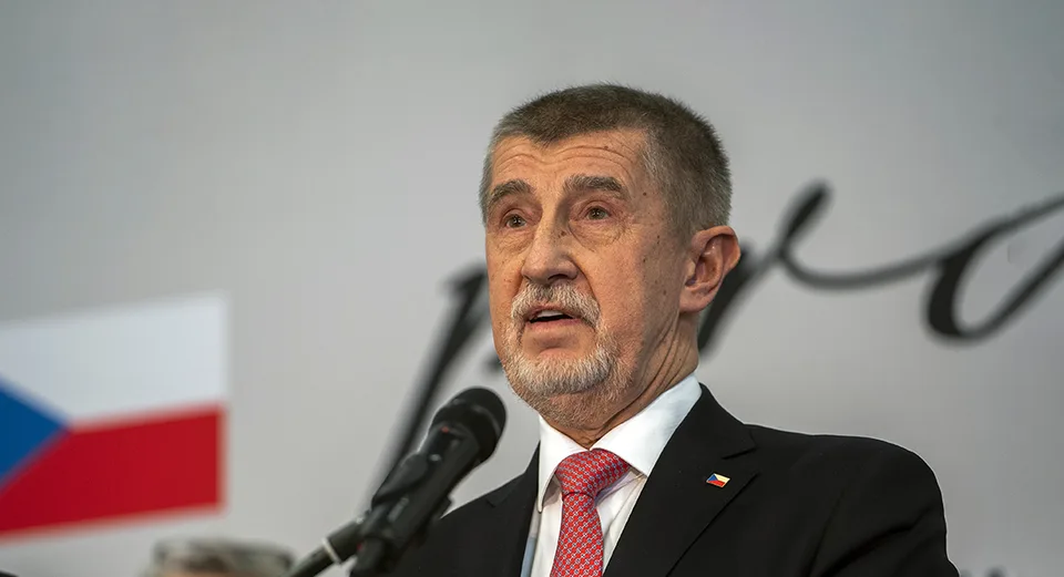 Read more about the article Protivládne protesty v ČR: Babiš a Okamura vyzvali Fialu na demisiu!