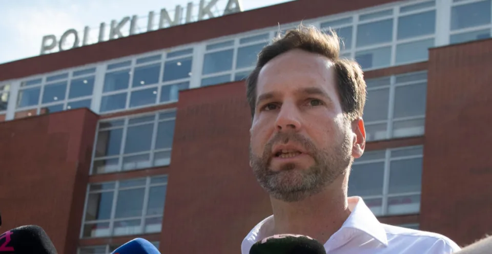 Read more about the article Starosta Kusý sa vzdal funkcie, prokurátor ho chce “zabásnuť”: Od nikoho som úplatok nevzal!