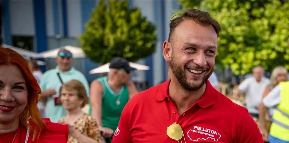 Read more about the article Šutaj Eštok: Starí politici sú pre progresívcov FUJ, až kým nejde o ich hlasy!