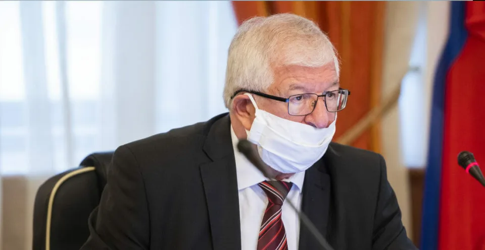 Read more about the article Mazák zrejme mnohých šokoval: Ospravedlnil sa sudcovi a priznal, že na neho nenáležite zaútočil!