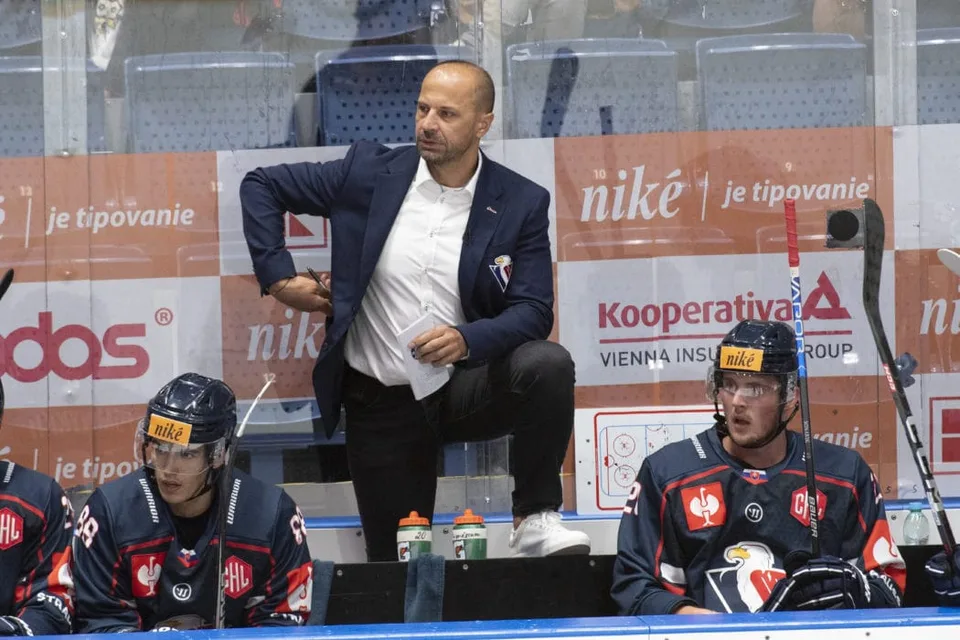 Read more about the article Hokejisti Slovana padli v Lige majstrov. Zdolal ich šampión Fínska. Pardavý: Arbitri mali jeden gól uznať!
