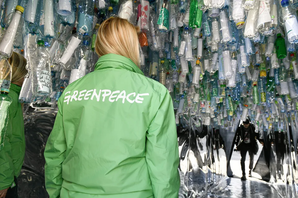 Read more about the article Nemecký priemysel upadá, no Greenpeace aj napriek tomu navrhuje novú ekologickú daň
