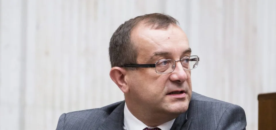 Read more about the article HLAS: Agrominister podporil legalizáciu GMO potravín! Sme rozhodne proti, žiadame vysvetlenie!