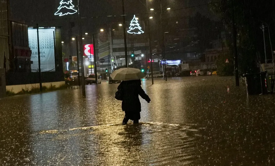 Read more about the article Obľúbené Grécko v ohrození! Silný vietor a povodne si vyžiadali už dve obete