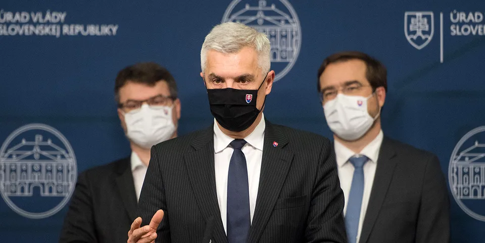 Read more about the article FOTO Zaočkovať proti COVID-19 sa nechal už aj Ivan Korčok