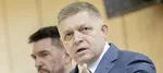 predseda vlády SR Robert Fico a minister pôdohospodárstva a rozvoja vidieka SR Richard Takáč (obaja Smer-SD)