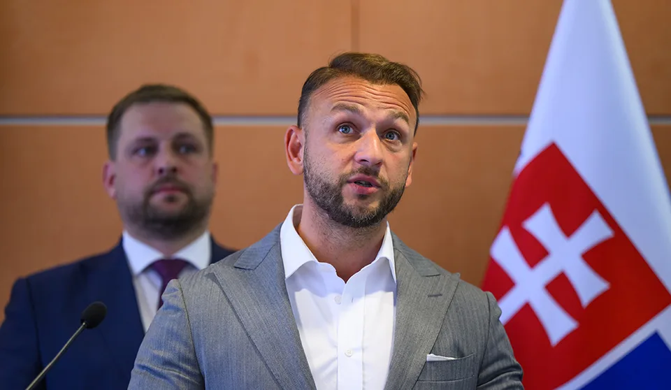 Read more about the article Šutaj Eštok: Európska únia uplatňuje dvojitý meter a mlčí pri útokoch na demokraciu v Maďarsku
