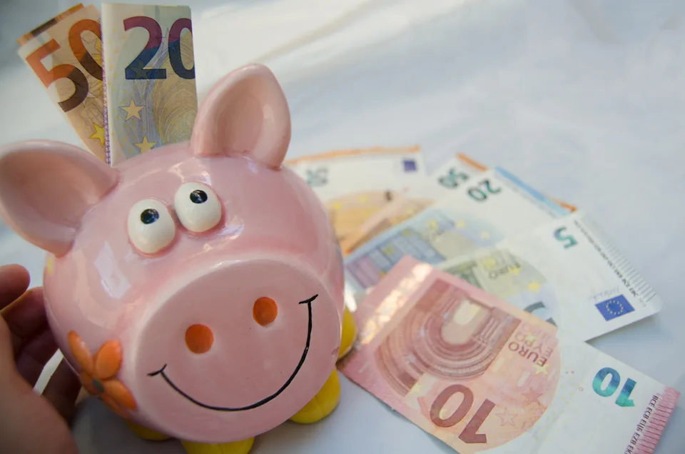 Read more about the article Tržby v maloobchode opäť klesli, odrážajú kúpyschopnosť obyvateľov. Tá je na minime už viac ako rok