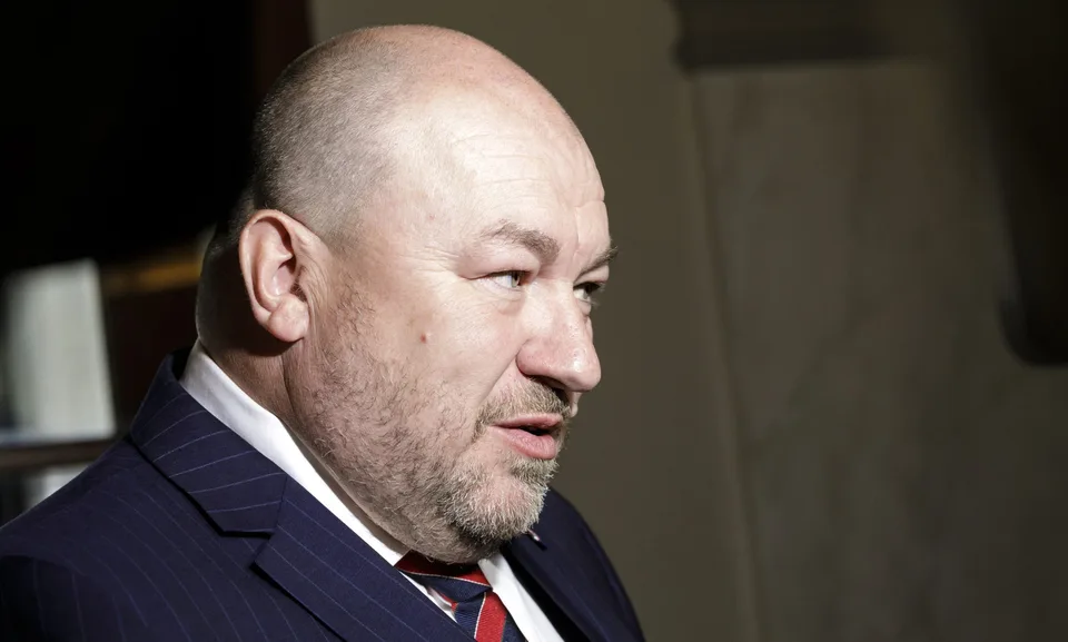 Read more about the article Huliak: Zákon o hazarde má posilniť štátne príjmy. Výber ľudí v Tipose aj šeky pre dôchodcov obhajuje