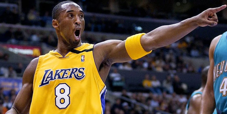 Read more about the article Basketbal: Úcta pre Kobe Bryanta, jeho dres vystavili v múzeu