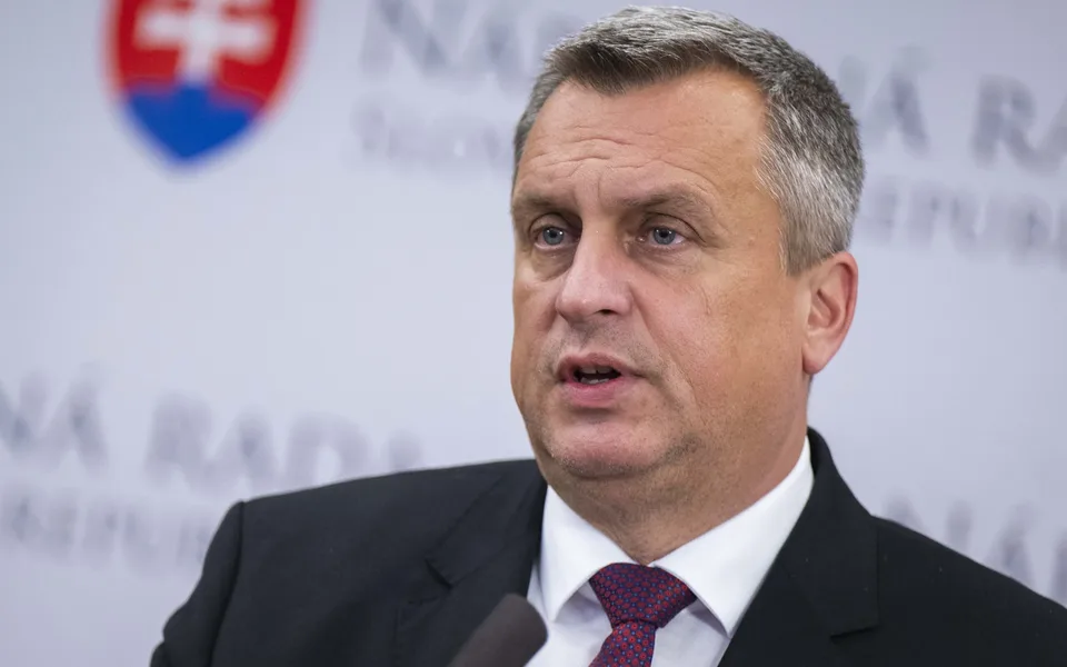 Read more about the article Danko upozornil na problémy migrácie. Tak ako my rešpektujeme ich právny systém, musia aj oni náš