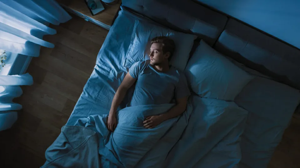 Read more about the article Neviete zaspať, alebo sa v noci často budíte? Možno robíte tieto chyby