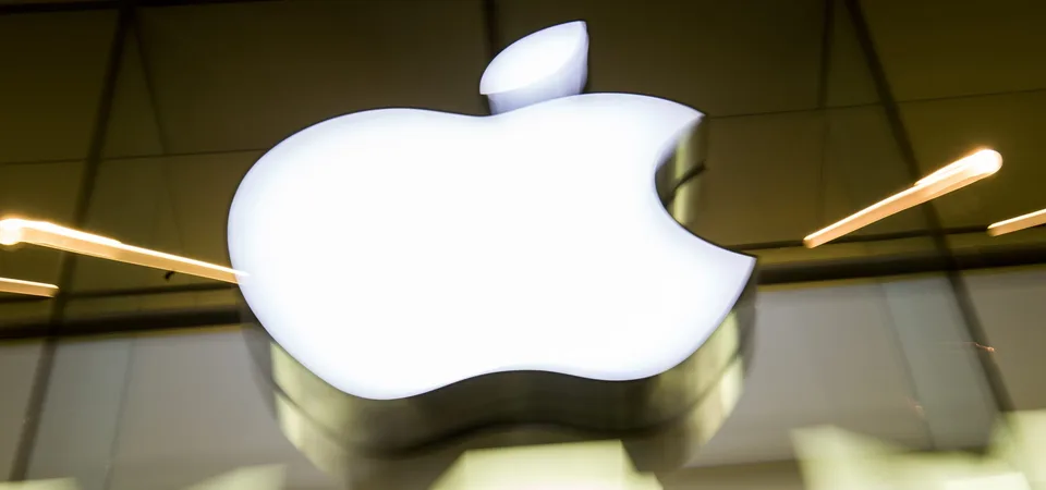 Read more about the article Súboj gigantov: Apple podal žalobu obviňujúcu OpenAI z krádeže obchodného tajomstva