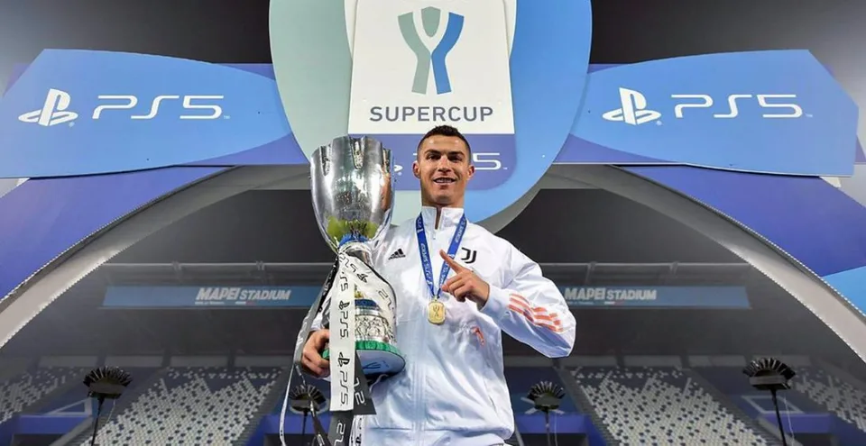 Read more about the article Názor redakcie: Ronaldo získal 33. trofej, kto ich má ešte viac?