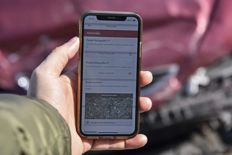 Read more about the article Bratislavské Staré Mesto má aplikáciu, pomôže pri odstraňovaní autovrakov! Ako funguje?