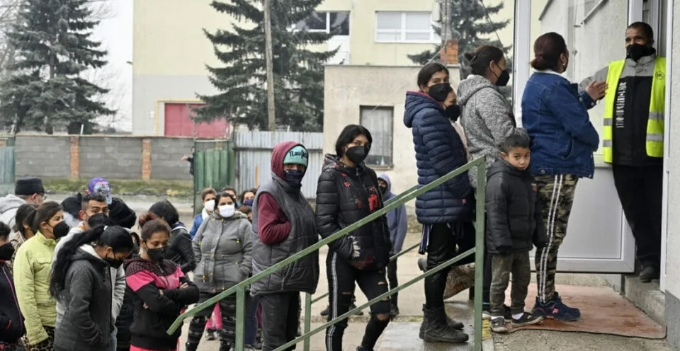 Read more about the article Nicholsonová poukázala na fetujúce a hladné deti v osadách:  Pýtam sa, kam išli tie miliardy z eurofondov?