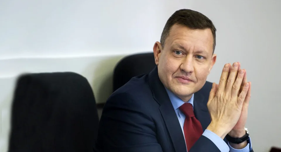 Read more about the article VIDEO Harabin rázne: Lipšicovi tečie do topánok, preto na tlačovkách prezentuje „kolosálne nezmysly“