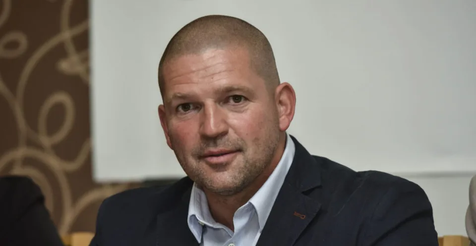 Read more about the article Šéf policajných odborov chváli Hamrana: Koná vo veciach rázne a bez ohľadu na politickú príslušnosť!