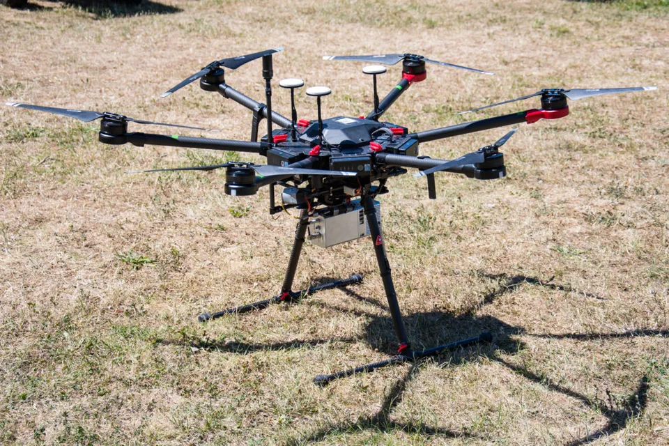 Read more about the article Mnohonárodná brigáda na Lešti prezentovala techniku i význam vojenských dronov