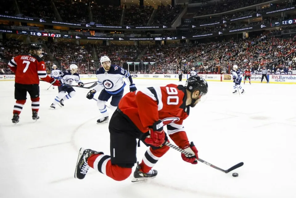 Read more about the article New Jersey zdolalo Seattle: Tatar prerušil bodové suchoty!
