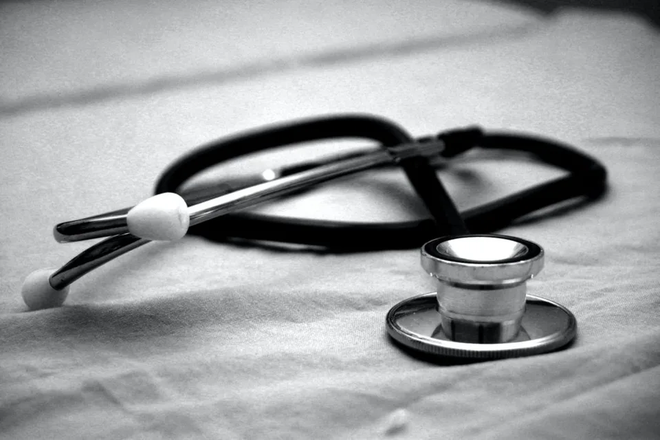 Read more about the article Tisíce českých lekárov podali výpovede: V nemocniciach hrozí obmedzenie starostlivosti