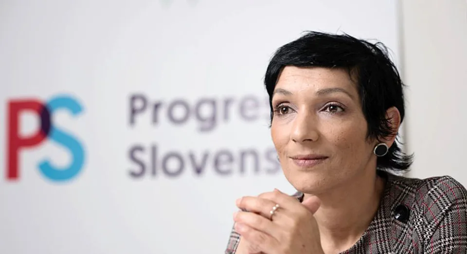 Read more about the article Koaličná kríza postavila do pozoru neparlamentných politikov: Matovič by mal spozornieť!