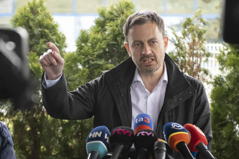 Read more about the article PRIESKUM Vizitka Hegerovej vlády: Až polovica Slovákov je nespokojná s reakciou EÚ na vojnu!