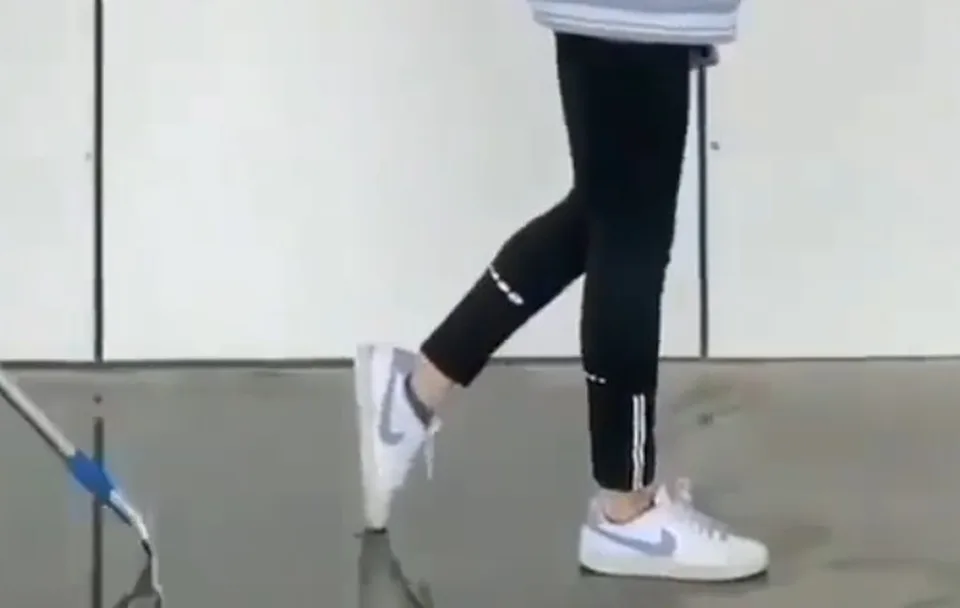 You are currently viewing Moonwalk