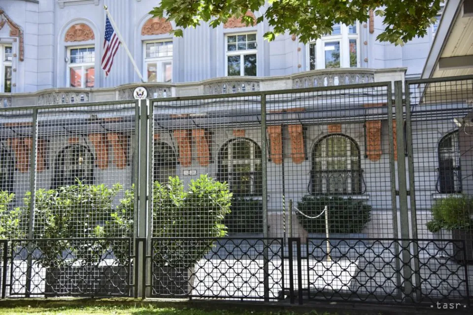Read more about the article eReport odpoveď od Američanov nedostal, snáď premiér sa dočká