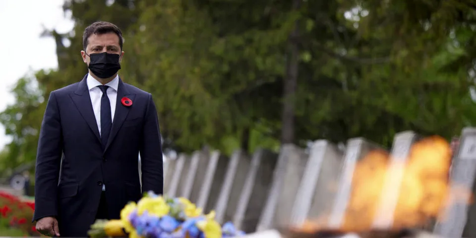 Read more about the article Zelenskyj si pripomenul koniec druhej svetovej vojny pri hraniciach s Ruskom