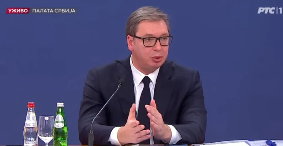 Read more about the article Napätie medzi Srbskom a Kosovom sa neustále stupňuje: Vučič nariadil zlikvidovanie!