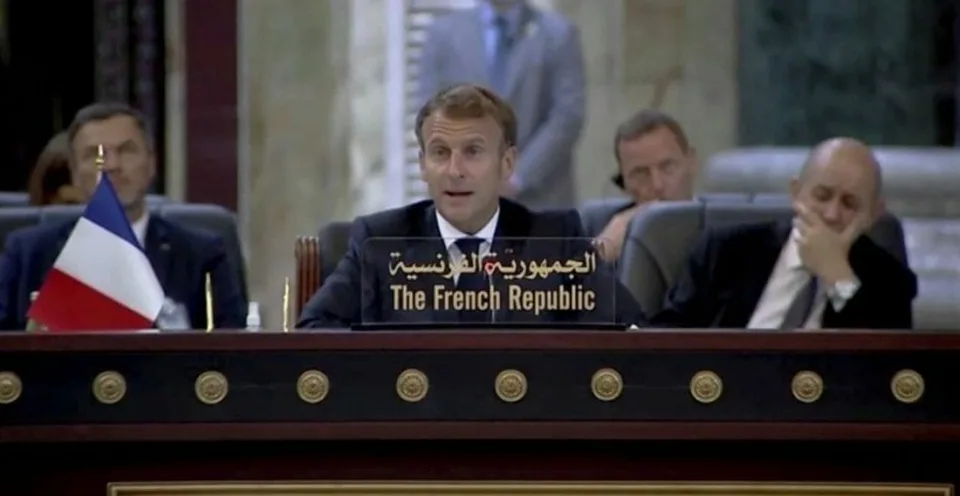 Read more about the article Macron: Bez ohľadu na to, akú voľbu Američania urobia, udržíme svoju prítomnosť v Iraku