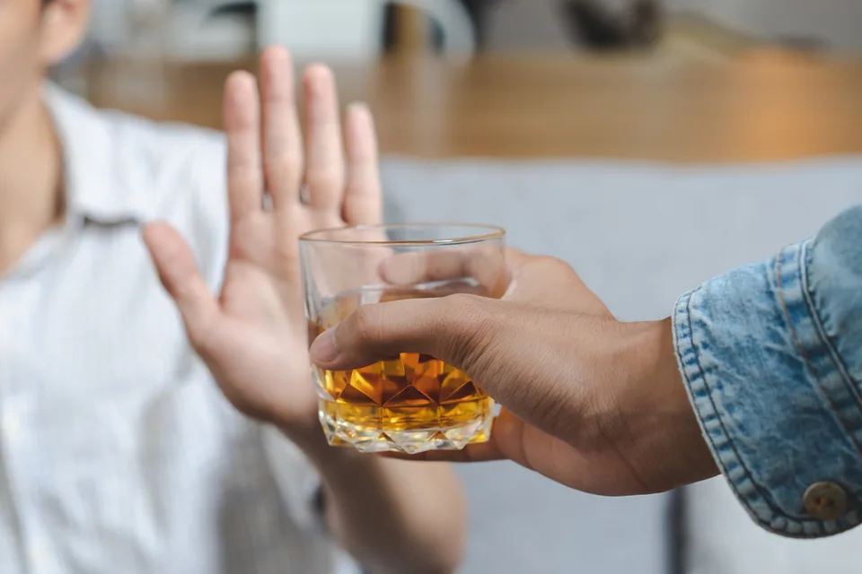 Read more about the article Odborník upozorňuje: Sviatky sú z hľadiska pitia alkoholu rizikom najmä pre starších ľudí