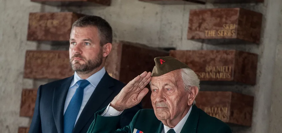Read more about the article Prezident Pellegrini vzdáva hold: Žijúca legenda SNP dnes oslavuje významné jubileum