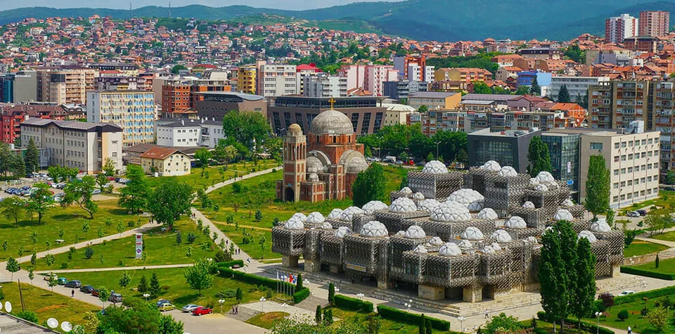Read more about the article Kosovská vláda ustúpila tlaku. Nariadenie, ktoré vyvolalo konflikt, nateraz odložia
