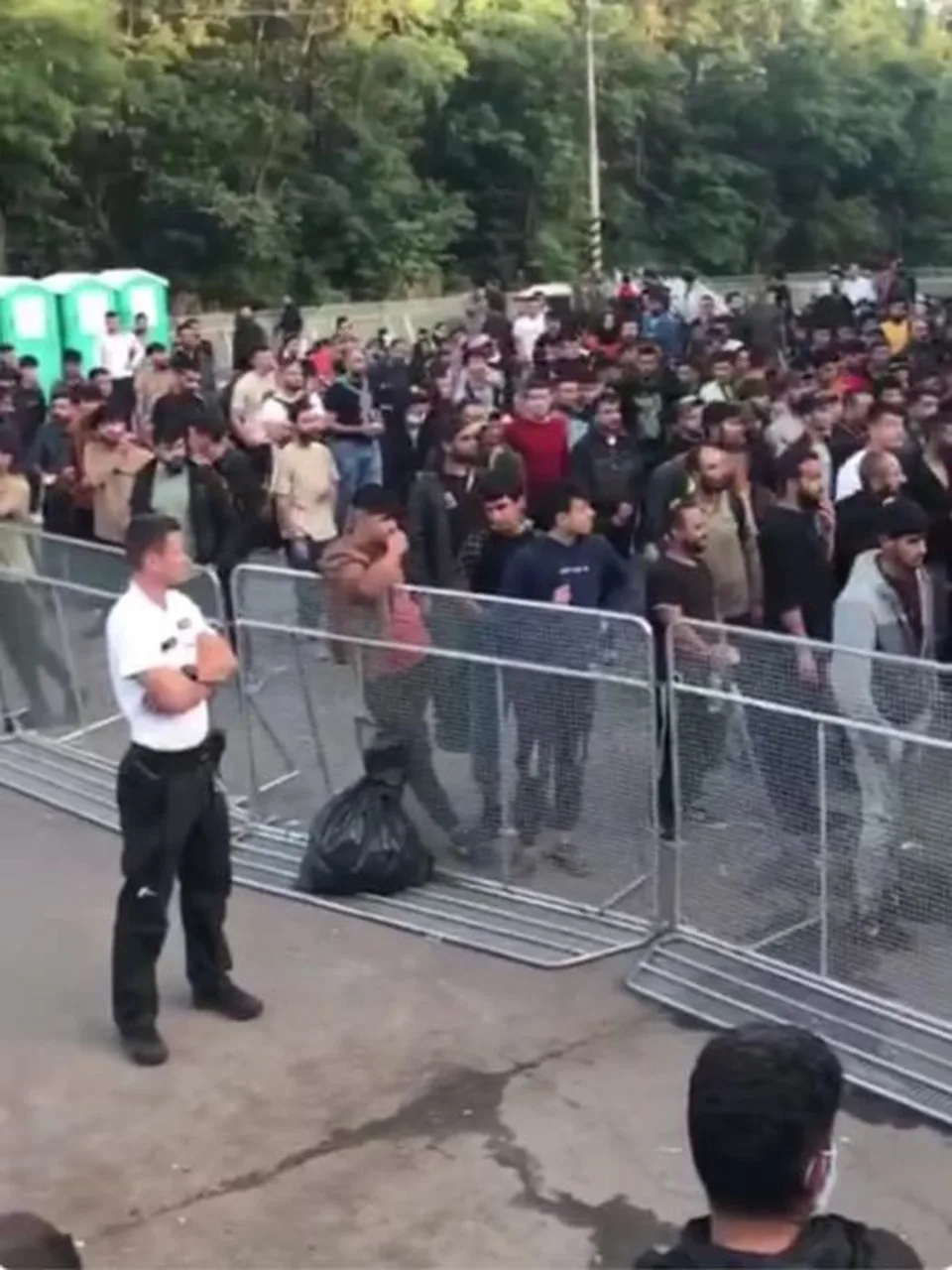 Read more about the article Polícia neeviduje žiadne narušenie verejného poriadku migrantmi
